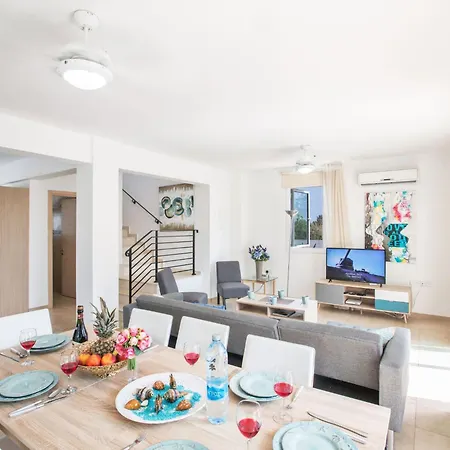 3-schlafzimmer-villa Mit Privatem Pool By Interhome *