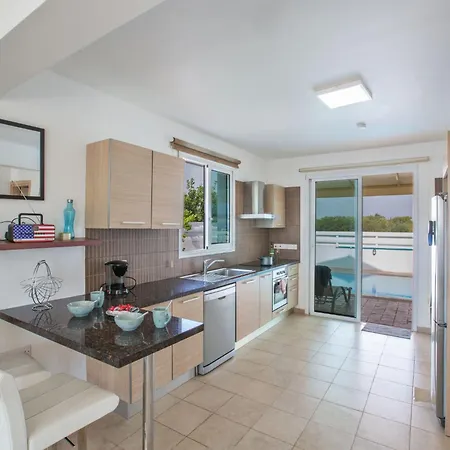 3-schlafzimmer-villa Mit Privatem Pool By Interhome *