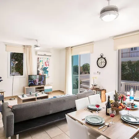 בית נופש 3-schlafzimmer-villa Mit Privatem Pool By Interhome *