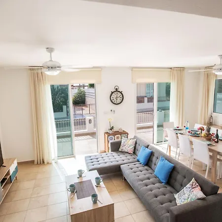 3-schlafzimmer-villa Mit Privatem Pool By Interhome * פרוטאראס
